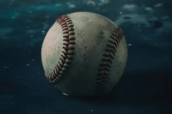 Baseballový Míč Modrém Pozadí — Stock fotografie