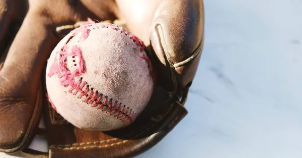 Primo Piano Una Palla Baseball Sfondo Bianco — Foto Stock