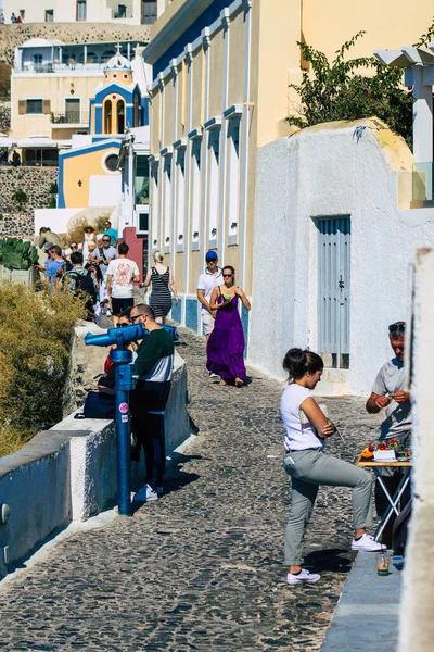 Isla Santorini Fira Grecia Octubre 2021 Turistas Identificados Visitan Ciudad — Foto de Stock