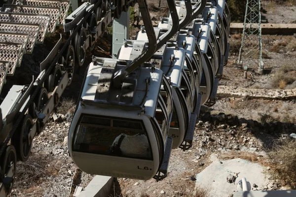 Santorini Island Fira Grécia Outubro 2021 Teleférico Fornece Transporte Seguro — Fotografia de Stock