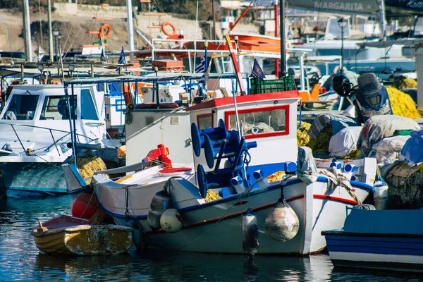 Santorini Ilha Grécia Outubro 2021 Barco Peixe Ancorado Porto Ilha — Fotografia de Stock