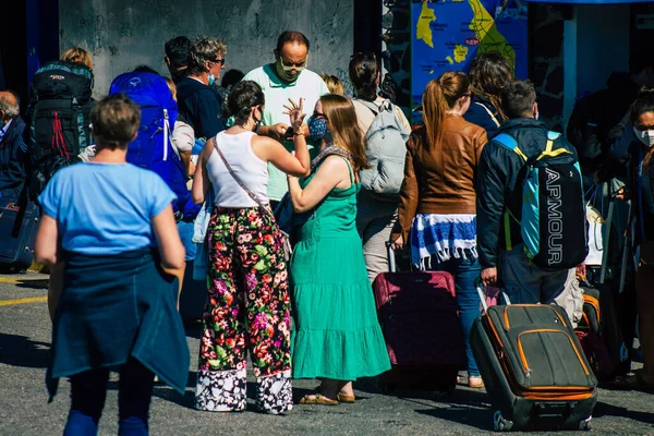 Santorini Fira Grécia Outubro 2021 Multidão Turistas Estação Ônibus Todos — Fotografia de Stock