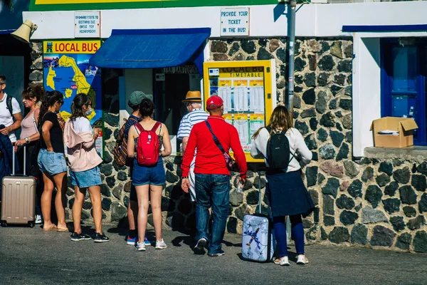 Santorini Fira Griekenland Oktober 2021 Menigte Toeristen Het Busstation Alle — Stockfoto