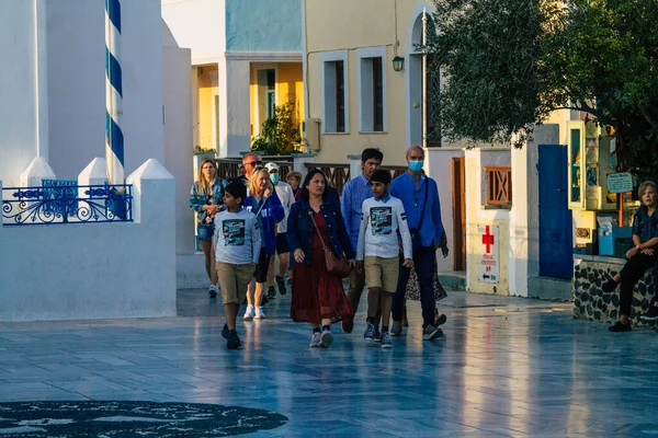 Santorini Oia Grecia Ottobre 2021 Una Folla Turisti Che Visita — Foto Stock