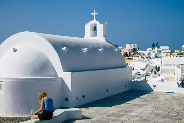 Santorini Oia Griekenland Oktober 2021 Traditionele Orthodoxe Kerk Gelegen Stad — Stockfoto