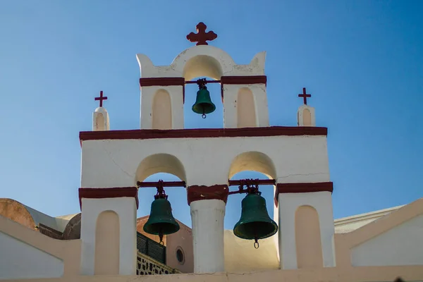 Santorini Oia Řecko Října 2021 Tradiční Pravoslavný Kostel Nachází Městě — Stock fotografie