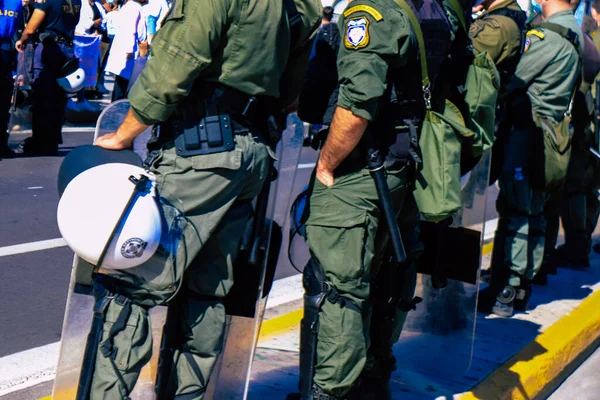 Atenas Grecia Noviembre 2021 Policía Manifestante Enfrentan Cara Cara Durante — Foto de Stock