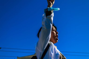 Atina, Yunanistan - Yunanistan 'ı vuran koronavirüs salgını sırasında Atina sokaklarında hemşireler ve sağlık personeli tarafından Yunan hükümetine karşı düzenlenen protestolar