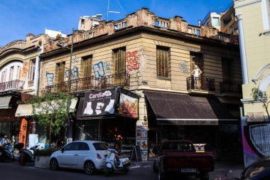 Atina, Yunanistan - 08 Kasım 2021 Atina şehir merkezinde yer alan sembolik bir şehir ve Yunanistan 'ın başkenti