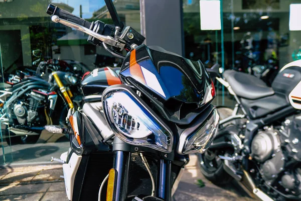 Athene Griekenland November 2021 Triumph Motorfietsen Geparkeerd Voor Dealer Grootste — Stockfoto