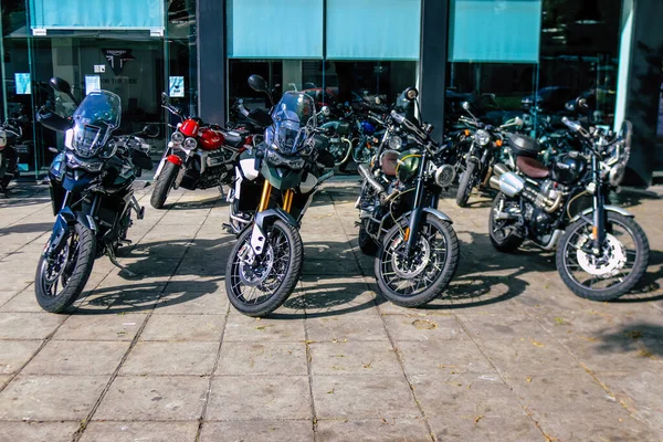 Atenas Grécia Novembro 2021 Motocicletas Triumph Estacionadas Frente Revendedor Maior — Fotografia de Stock