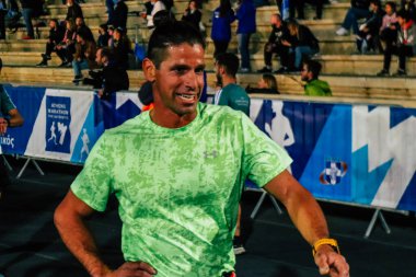 38. Otantik Atina 'daki 10 kilometrelik yol yarışlarının koşucuları, Coronavirus salgınının Yunanistan' ı vurması sonrasında geçen yıl yarışma iptal edildi.