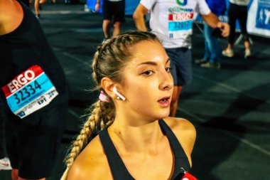 38. Otantik Atina 'daki 10 kilometrelik yol yarışlarının koşucuları, Coronavirus salgınının Yunanistan' ı vurması sonrasında geçen yıl yarışma iptal edildi.