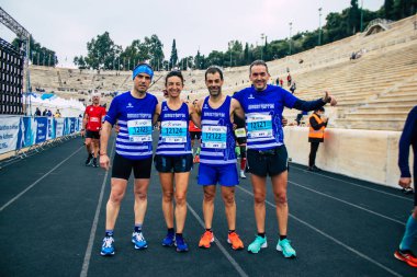 Atina, Yunanistan - 38. Otantik Atina Maratonu 'nun bitiminde 14 Kasım 2021 Koşu, geçen yıl Yunanistan' ı vuran koronavirüs salgını sonrasında yarışma iptal edildi