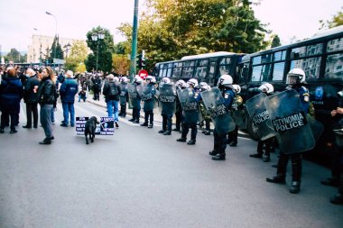 17 Kasım 1973 'te Atina sokaklarındaki askeri cuntaya karşı öğrenci ayaklanmasının anısına