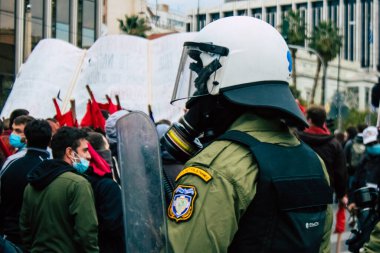 17 Kasım 1973 'te Atina sokaklarındaki askeri cuntaya karşı öğrenci ayaklanmasının anısına