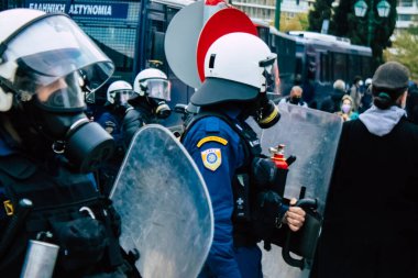 17 Kasım 1973 'te Atina sokaklarındaki askeri cuntaya karşı öğrenci ayaklanmasının anısına