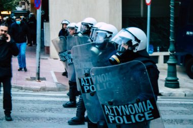17 Kasım 1973 'te Atina sokaklarındaki askeri cuntaya karşı öğrenci ayaklanmasının anısına