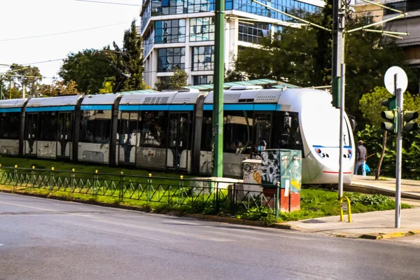 Atenas Grecia Noviembre 2021 Moderno Tranvía Eléctrico Para Pasajeros Que —  Fotos de Stock