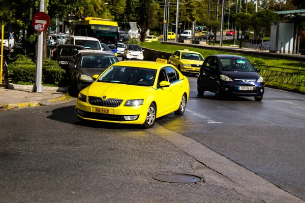 Athens Greece November 2021 Taxi Driving Streets Athens Coronavirus Epidemic — Stock Photo, Image