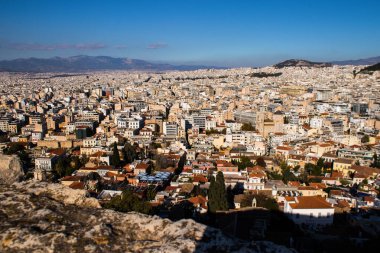 Atina, Yunanistan - 22 Kasım 2021 Panoramik Atina manzarası ve sembolik bir şehir ve Yunanistan 'ın başkenti