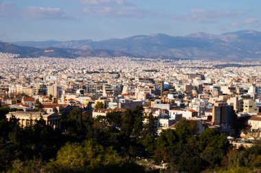 Atina, Yunanistan - 22 Kasım 2021 Panoramik Atina manzarası ve sembolik bir şehir ve Yunanistan 'ın başkenti