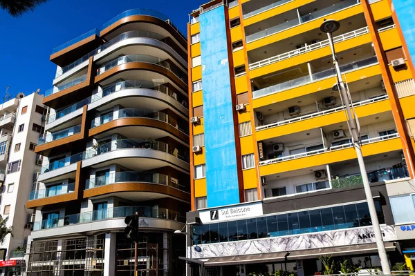 Limassol Кіпр Листопада 2021 Фасад Сучасного Будинку Розташованого Узбережжі Проспекту — стокове фото