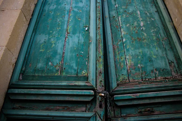 Limassol Cyprus December 2021 Detailed Close Old Door Totally Damaged — Stock Photo, Image