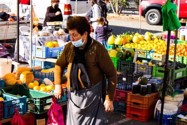 Limassol Cypern December 2021 Att Handla Lördagsmarknaden Limassol Koronavirusutbrottet Som — Stockfoto