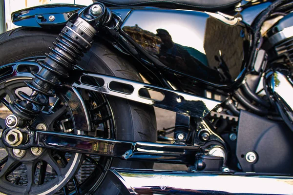 Limassol Chipre Dezembro 2021 Fechar Mecânica Uma Harley Davidson Quarenta — Fotografia de Stock