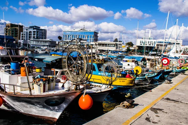 Limassol Chipre Dezembro 2021 Barco Pesca Ancorado Marina Limassol Durante — Fotografia de Stock