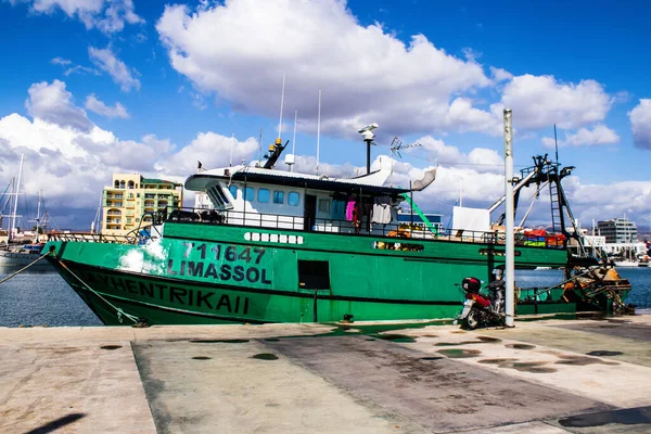 Limassol Zypern Dezember 2021 Fischerboot Der Marina Von Limassol Während — Stockfoto