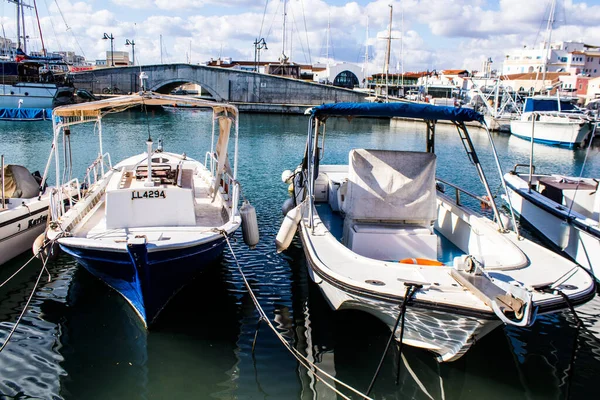 Limassol Chypre Décembre 2021 Bateau Amarré Limassol Marina Qui Offre — Photo