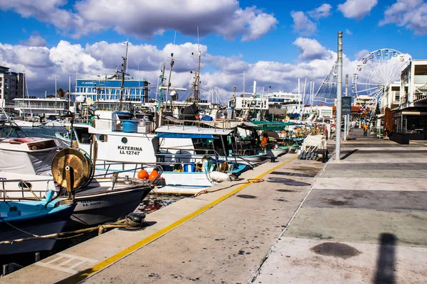 Limassol Cyprus December 2021 Boot Afgemeerd Limassol Marina Die Modern — Stockfoto