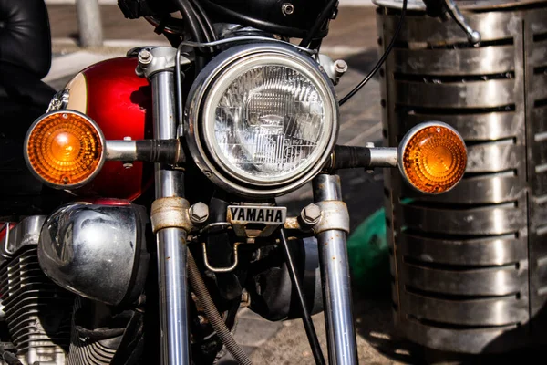 Limassol Chipre Diciembre 2021 Primer Plano Mecánica Una Motocicleta Yamaha —  Fotos de Stock