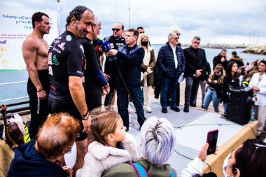 Limasol, Kıbrıs - 18 Aralık 2021 Gençlik Kanser Günü, Limasol 'da çocuklara ve kanserden etkilenen ailelerine yardım etmek amacıyla düzenlenen yardım ve spor etkinliği.