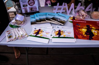 Limasol, Kıbrıs - 18 Aralık 2021 Gençlik Kanser Günü, Limasol 'da çocuklara ve kanserden etkilenen ailelerine yardım etmek amacıyla düzenlenen yardım ve spor etkinliği.