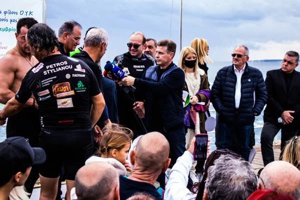 Limasol, Kıbrıs - 18 Aralık 2021 Gençlik Kanser Günü, Limasol 'da çocuklara ve kanserden etkilenen ailelerine yardım etmek amacıyla düzenlenen yardım ve spor etkinliği.