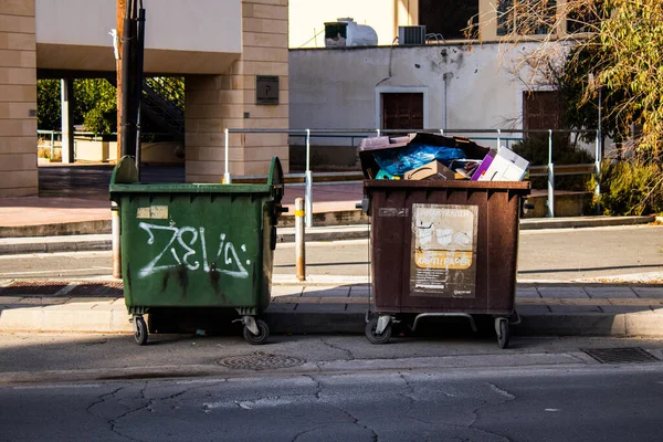Nicosia Cyprus December 2021 Garbage Container Streets Nicosia Cyprus Island — Stock Photo, Image