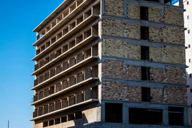 Varosha, Kuzey Kıbrıs - 06 Ocak 2022 Varosha, 1972 'de kurulan bir sahil beldesi, 1974' teki Türk askeri müdahalesi sonrasında sakinleri tarafından terk edilmiş hayalet bir kasaba haline geldi.