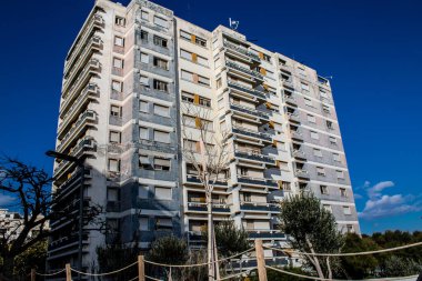 Varosha, Kuzey Kıbrıs - 06 Ocak 2022 Varosha, 1972 'de kurulan bir sahil beldesi, 1974' teki Türk askeri müdahalesi sonrasında sakinleri tarafından terk edilmiş hayalet bir kasaba haline geldi.