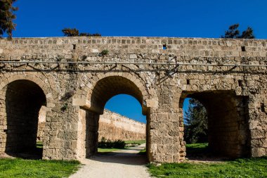 Famagusta, Kuzey Kıbrıs - 08 Ocak 2022 Famagusta Duvarı 10. yüzyılda inşa edilen Venedik Kıbrıs Rum Kesimi 'nin son kalesiydi.