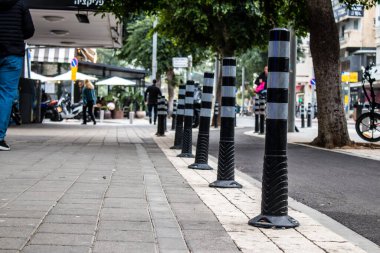 Tel Aviv, İsrail - 5 Şubat 2022 Tel Aviv 'in metropol bölgesinin şehir merkezi İsrail' in en büyük ikinci şehri