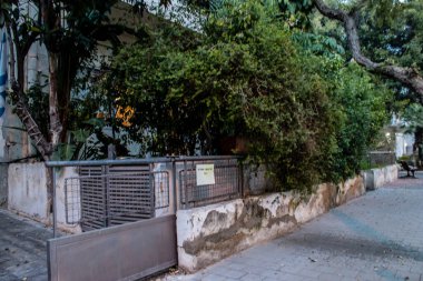 Tel Aviv, İsrail - 5 Şubat 2022 Tel Aviv 'in metropol bölgesinin şehir merkezi İsrail' in en büyük ikinci şehri