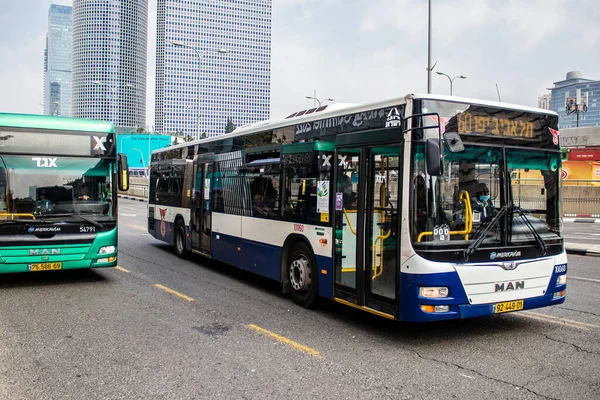 Tel Aviv Israel Fevereiro 2022 Ônibus Que Passa Pelas Ruas — Fotografia de Stock