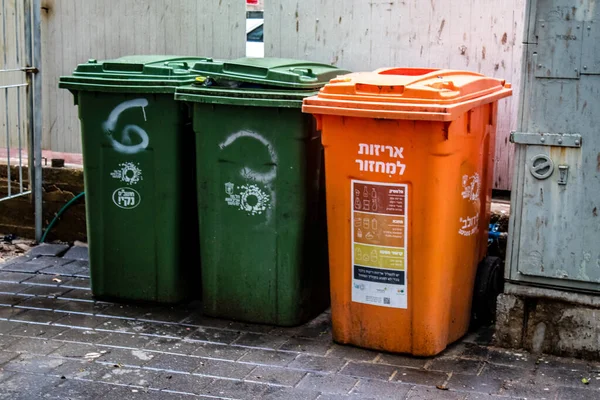 Tel Awiw Izrael Lutego 2022 Pojemnik Śmieci Zlokalizowany Centrum Tel — Zdjęcie stockowe