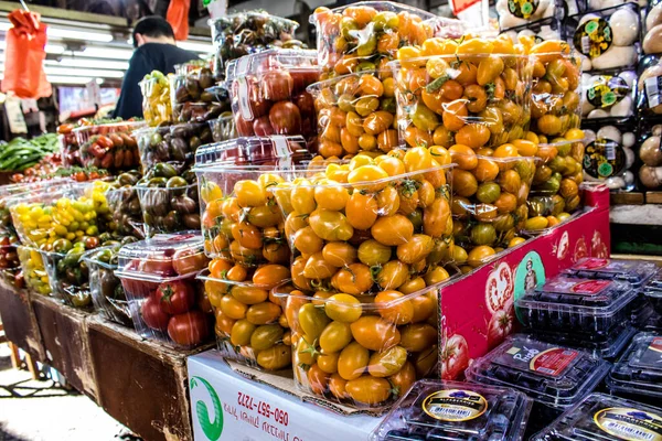 Tel Aviv Israel Fevereiro 2022 Sortimento Legumes Frutas Frescos Vendidos — Fotografia de Stock