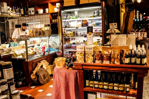 Tel Aviv Israel Fevereiro 2022 Sarona Market Maior Mercado Interno — Fotografia de Stock