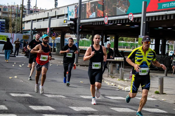 Tel Aviv Israel Fevereiro 2022 Corredores Rua Tel Aviv Maratona — Fotografia de Stock