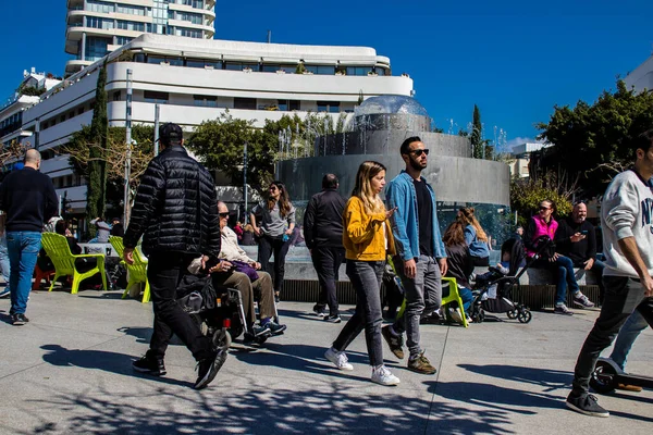 Tel Aviv Israel March 2022 Unidentified People Tourists Visiting Dizengoff — Stock Photo, Image